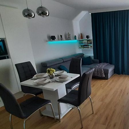 Nowy Apartament K&K Darlowko Exteriör bild